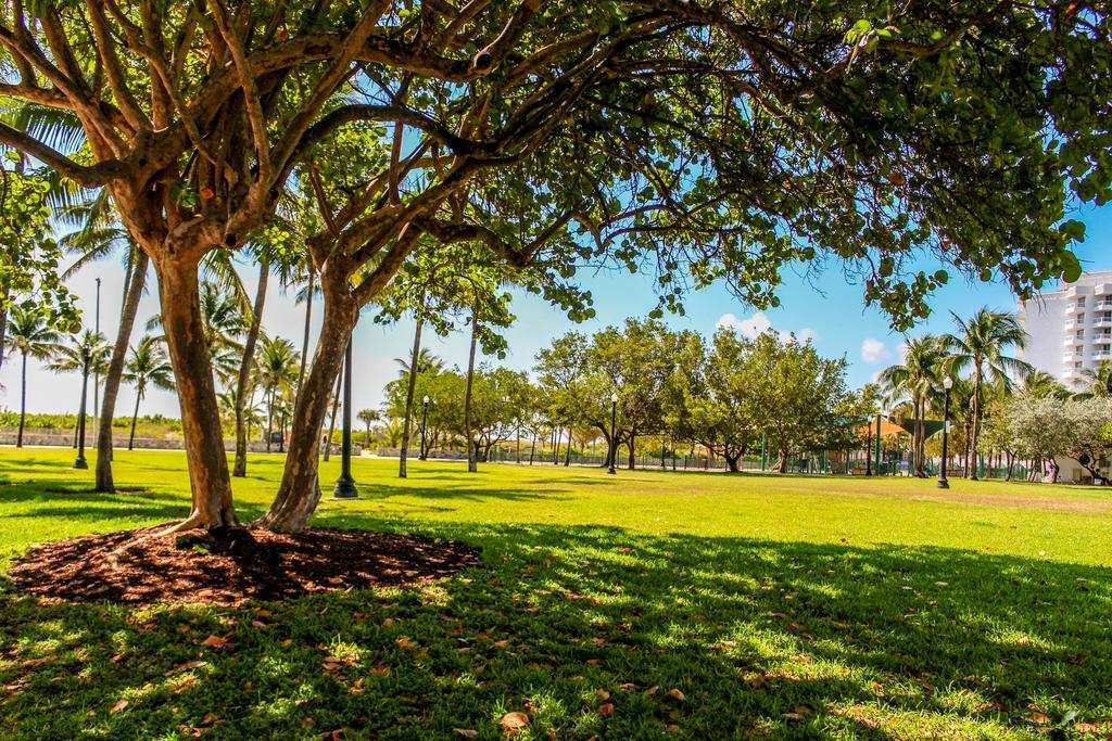 Ocean Walk Apartments Miami Beach Eksteriør billede